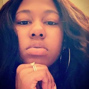 Meet your Posher, Beebee